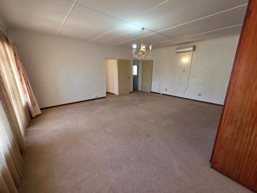 4 Bedroom Property for Sale in Dan Pienaar Free State